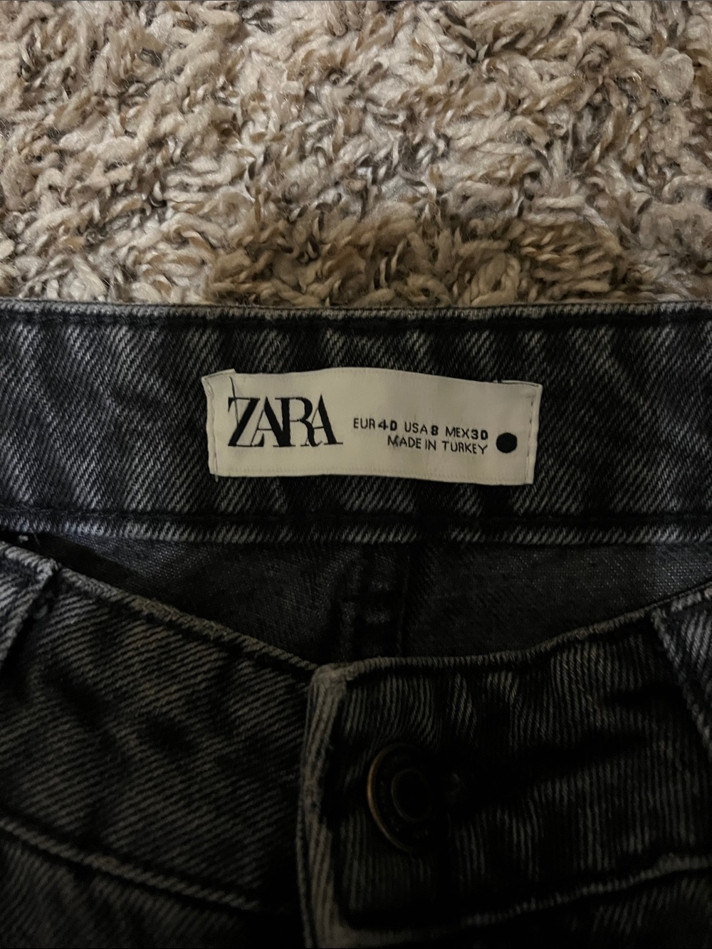 Women’s Black Relaxed Fit Barrel Jeans - Picture 2 of 4